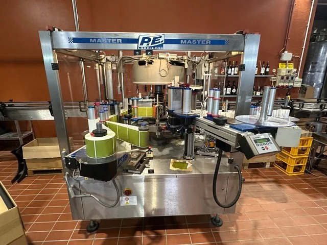 Etichettatrice Adesiva Usata P.E. MASTER M – 6T/540/2S-2E 3.000 bph