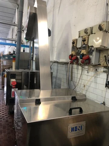 Orientatore Tappi Usato Neri Alfe CB 9.000 bph