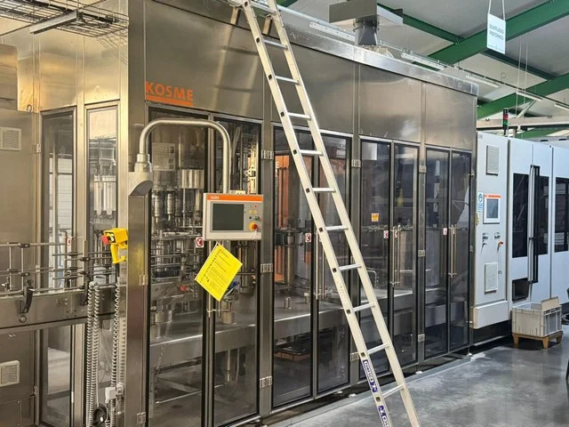 Linea di Imbottigliamento PET Usata Kosme BOTTLING LINE 11.000 bph