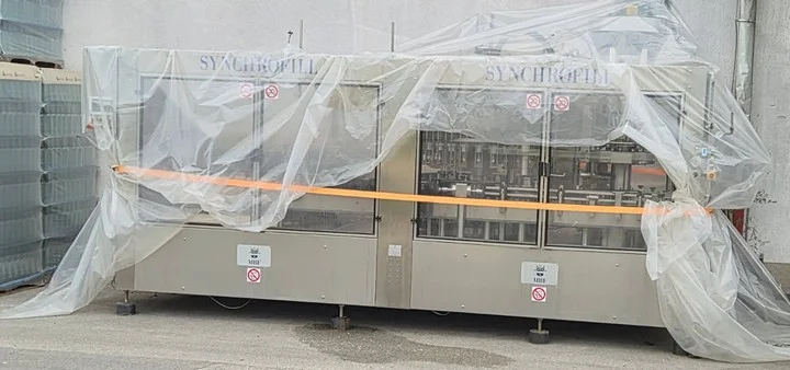 Monoblocco di Riempimento Alto Vuoto Usato MBF SYNCROFILL 1440.28 1200.30 360.6 4.200 bph