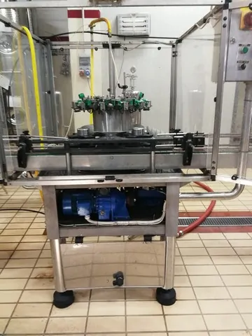 Linea di Imbottigliamento Usata Alfatek 2.000 bph