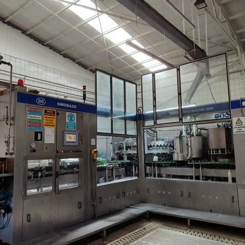 Linea di Imbottigliamento Vetro Usata SIMONAZZI 46.000 bph