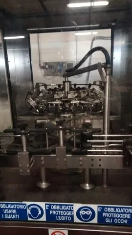 Linea di Imbottigliamento Usata Bertolaso 2.000 bph