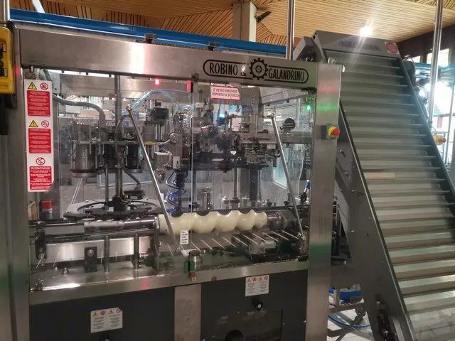 Capsulatrice Champagne Usata Robino & Galandrino 2008 6.000 bph