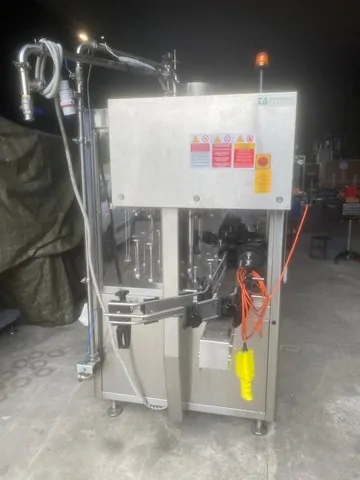 Linea di Imbottigliamento Usata Borelli COMPACT SYSTEM 2.500 bph