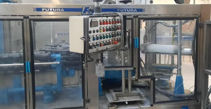 Linea di Imbottigliamento PET Usata Procomac SFR12 13.000 bph