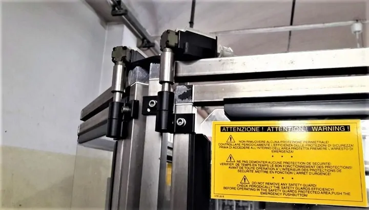 Etichettatrice Colla Freddo Usata Cavagnino & Gatti 3.000 bph