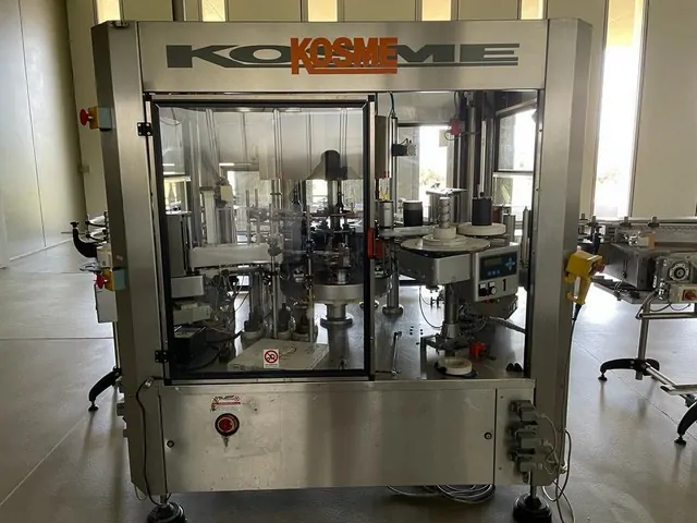 Etichettatrice Adesiva Usata Kosme EXTRA ADHESIVE 504 6T S2 E2 4.500 bph