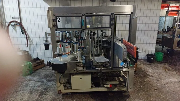 Etichettatrice Adesiva Usata P.E. 4.500 bph