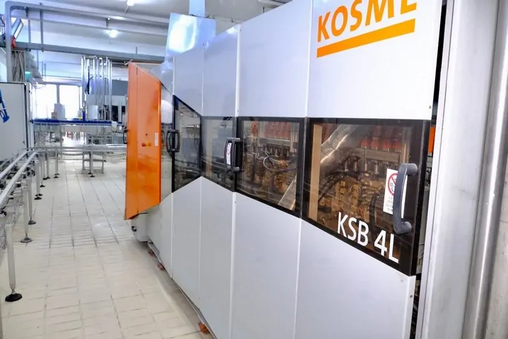 Soffiatrice PET Usata Kosme KSB 4 L 6.800 bph